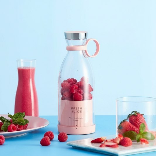 Travel Portable Mini Juice Blender – Compact USB Rechargeable Smoothie Maker, Lightweight Personal Juicer Bottle for Fresh Drinks Anywhere – Easy to Clean, Perfect for Home, Office, Gym & Travel.