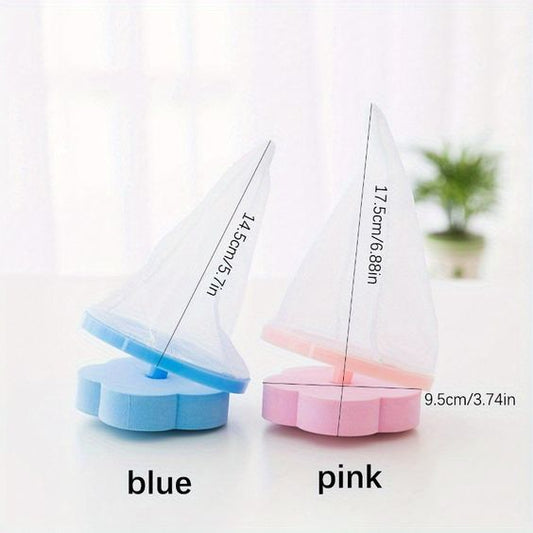 Washing machine floating lint mesh bag for collecting hair and debris.