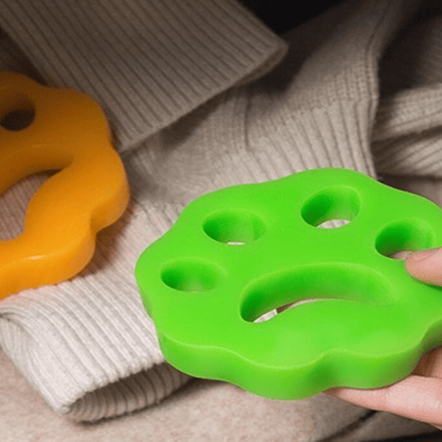 Lint remover for washing machine.